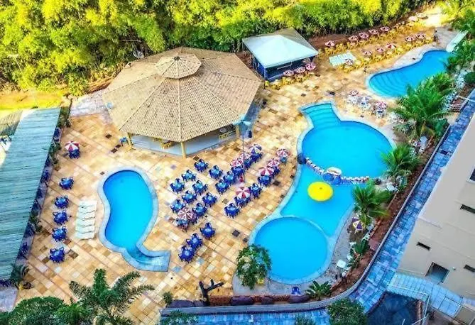 Flat Caldas Novas - Golden Dolphin Express